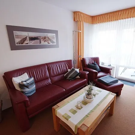 With 2 Bedrooms Dorumer Neufeld