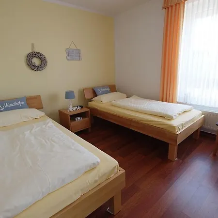 Dom wakacyjny With 2 Bedrooms *