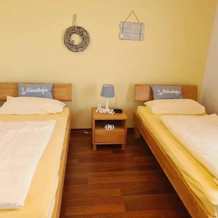 Dom wakacyjny With 2 Bedrooms *